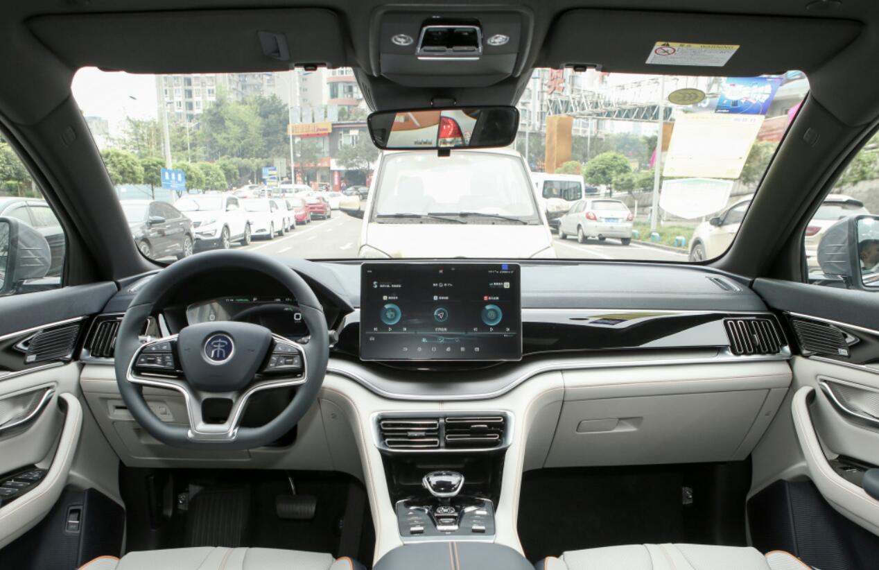 宋plusdmi两驱跟四驱有什么区别,比亚迪宋plusdm-i质量怎么样