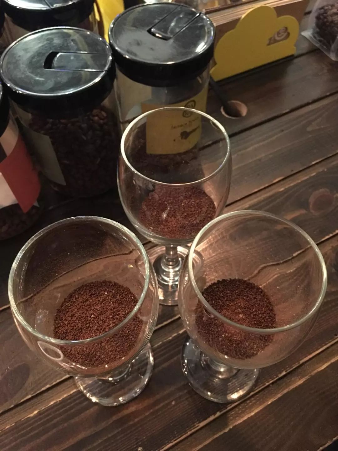 酗酒后起床,会想和重要的人分享的杭州骨灰级咖啡地图