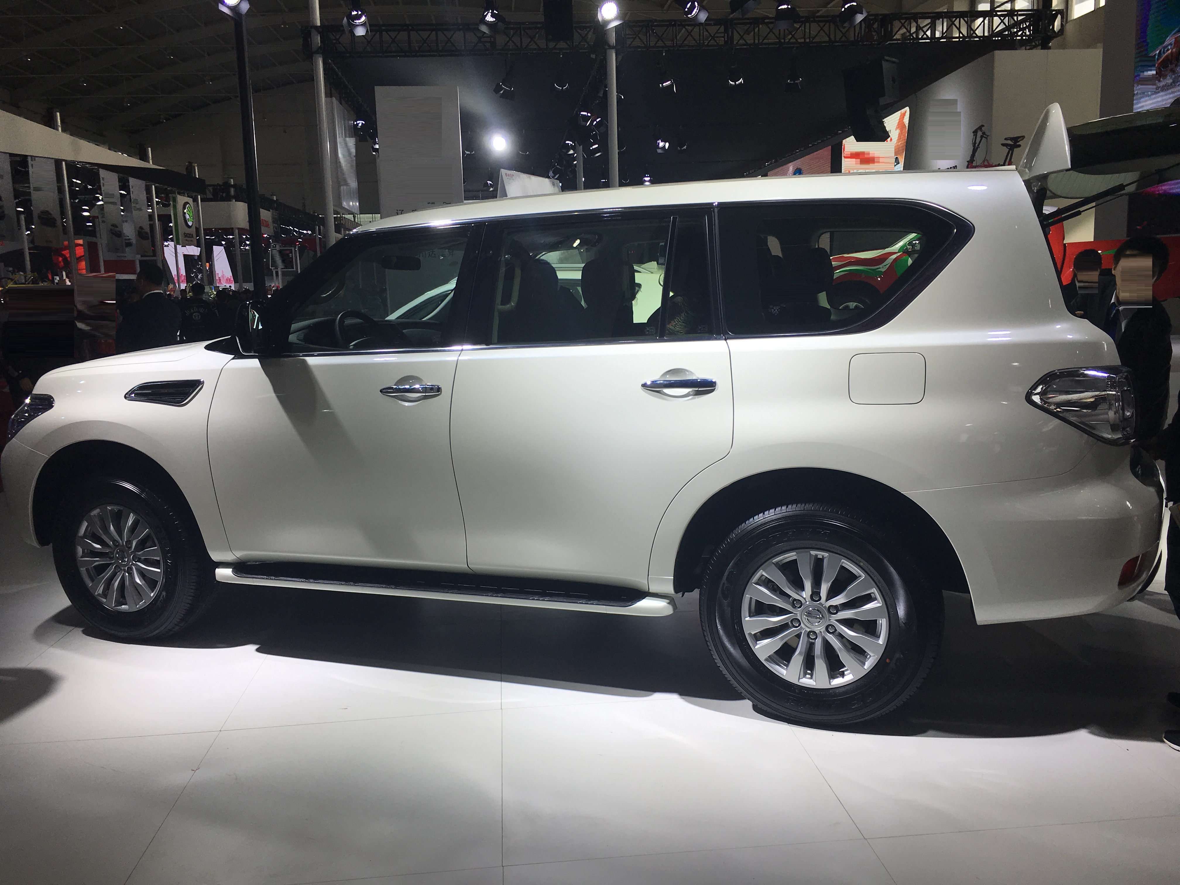 19款普拉多2700和途乐,价格超低普拉多