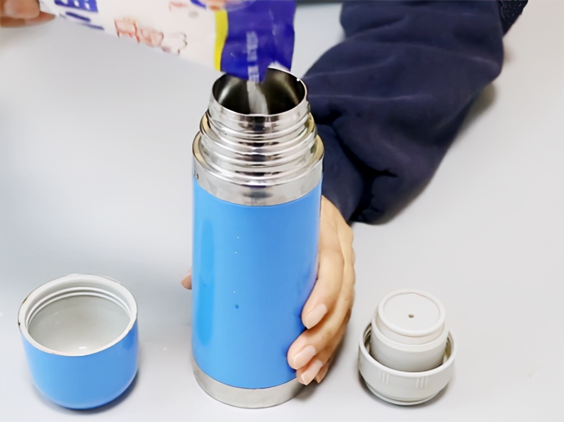 保温杯新杯子怎么第一次清洗,304不锈钢保温杯有味道怎么回事