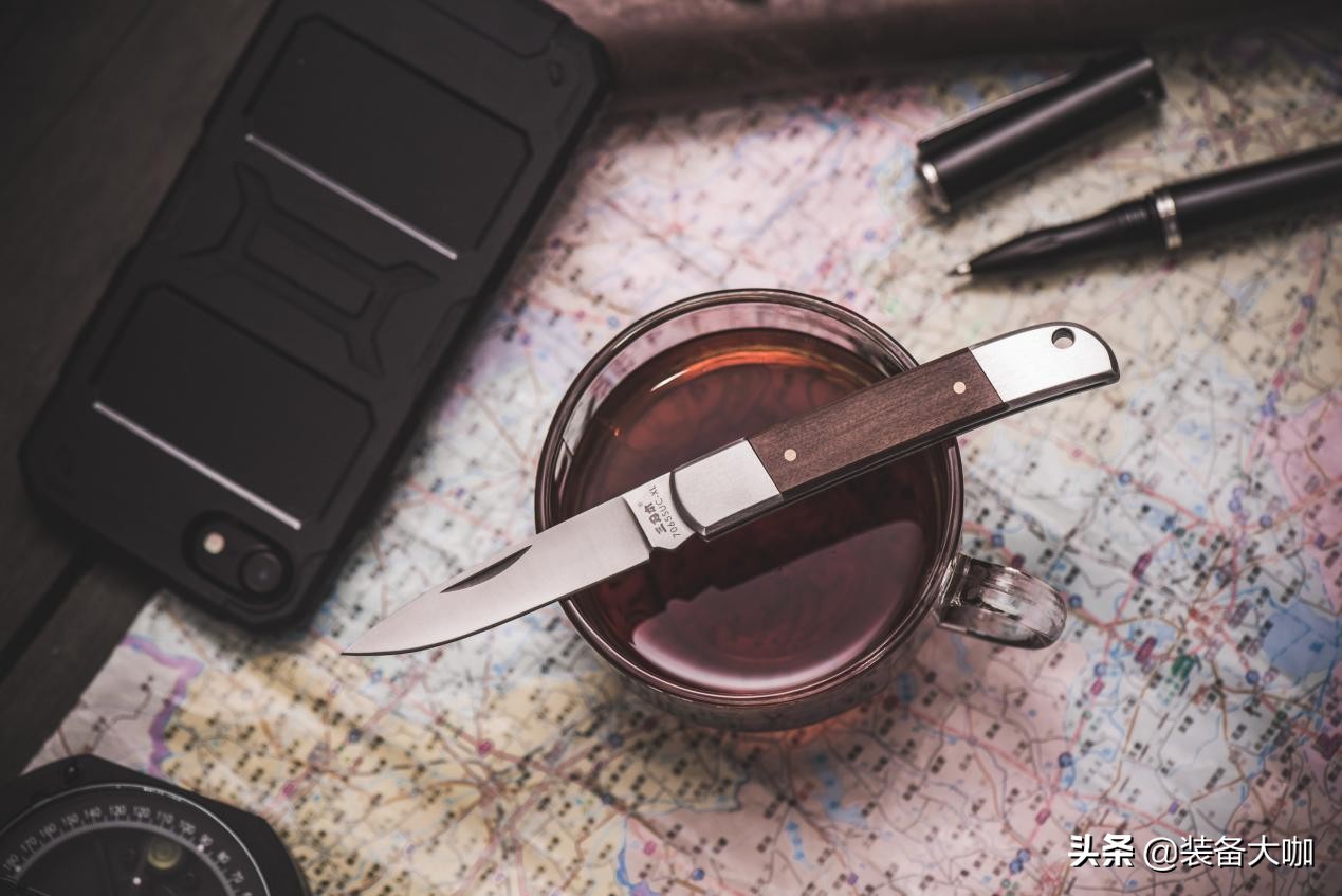 性价比很重要，颜值更重要——三刃木7065系列小*刀折**使用感受