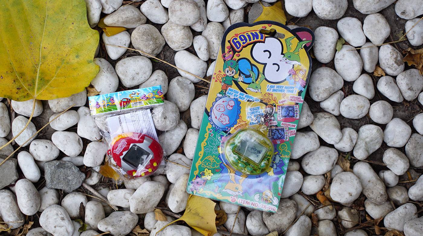 你知道吗？曾经朝夕相处的电子宠物，其实是学校旁小卖部的山寨货