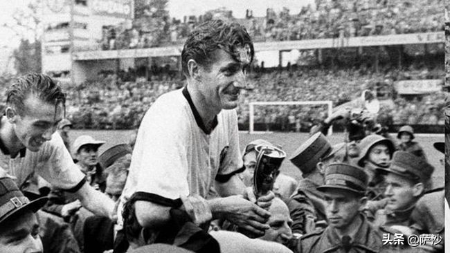 中国足球留洋第一人是谁,中国足球留洋第一个人