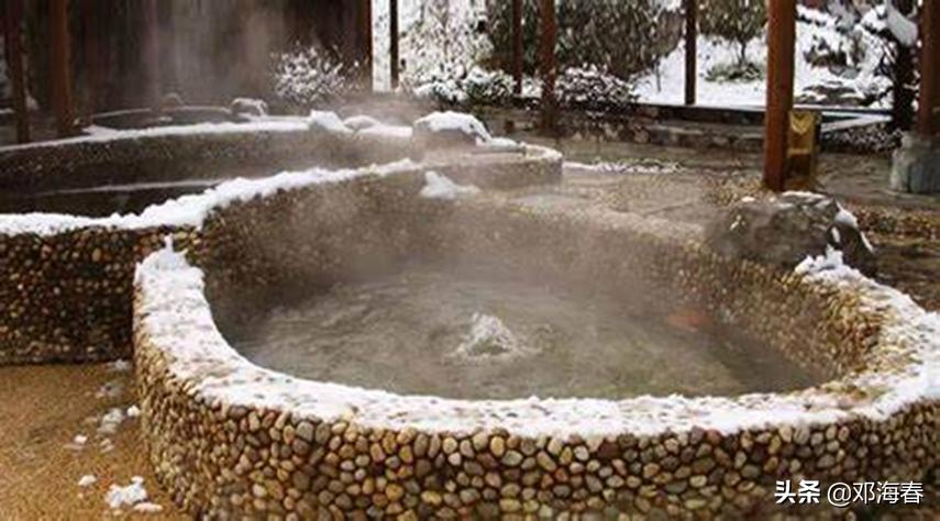 古人没有沐浴露和香皂，如何洗澡？皇帝去泡温泉，老百姓怎么办？