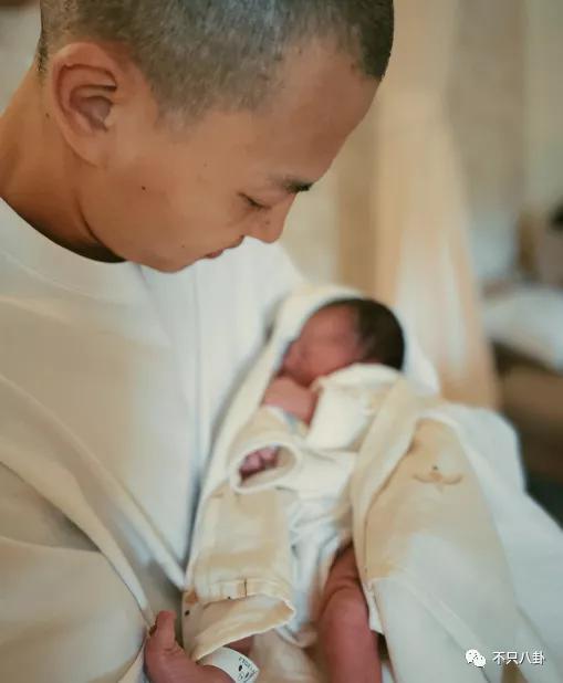 不是吧！神仙爱情里居然吃出了狗血三角恋瓜？