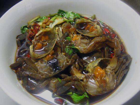 潮汕腌红脚螃蟹腌制方法,广州美食潮汕生腌螃蟹