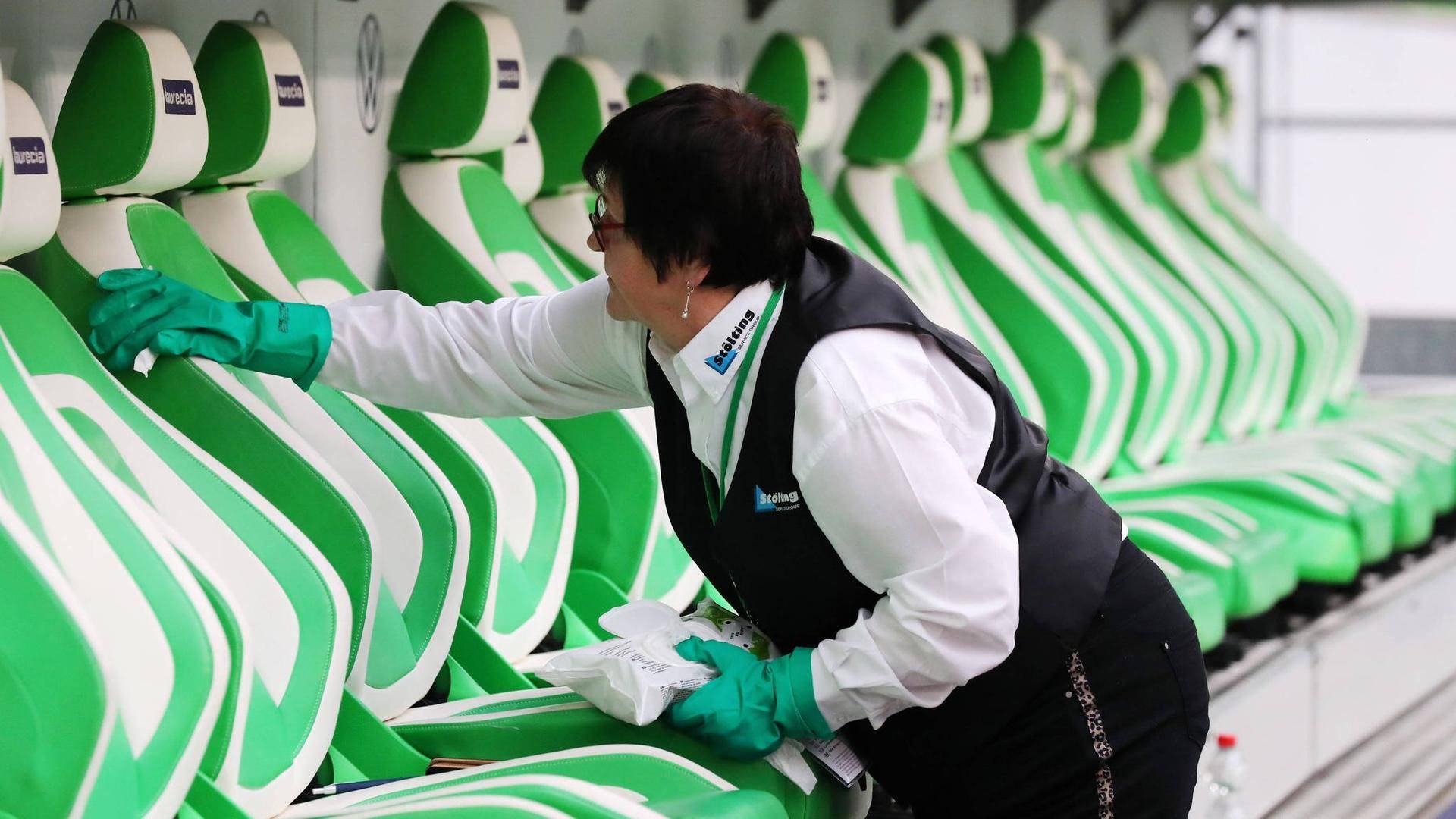 不戴口罩,德甲照踢,确诊上千的德国为什么如此淡定?