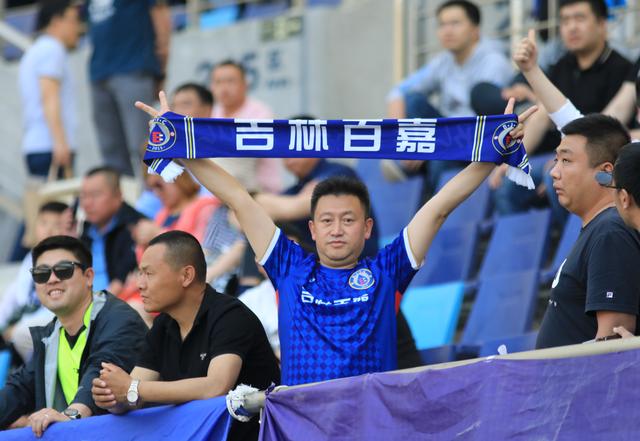 0比2落后,百嘉没有放弃,新主场见证一个永不放弃的百嘉