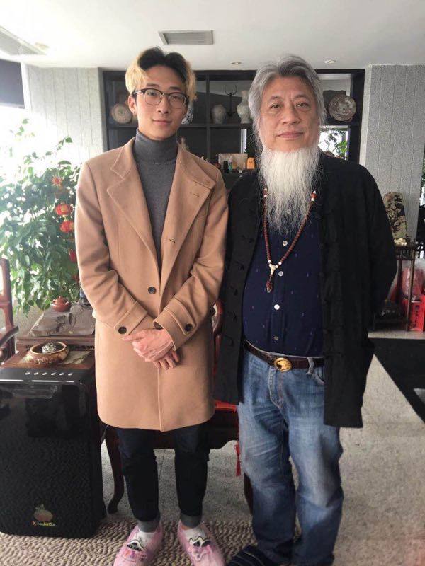 意大利学子落户湖北博康定制红木家具书写人生写传奇