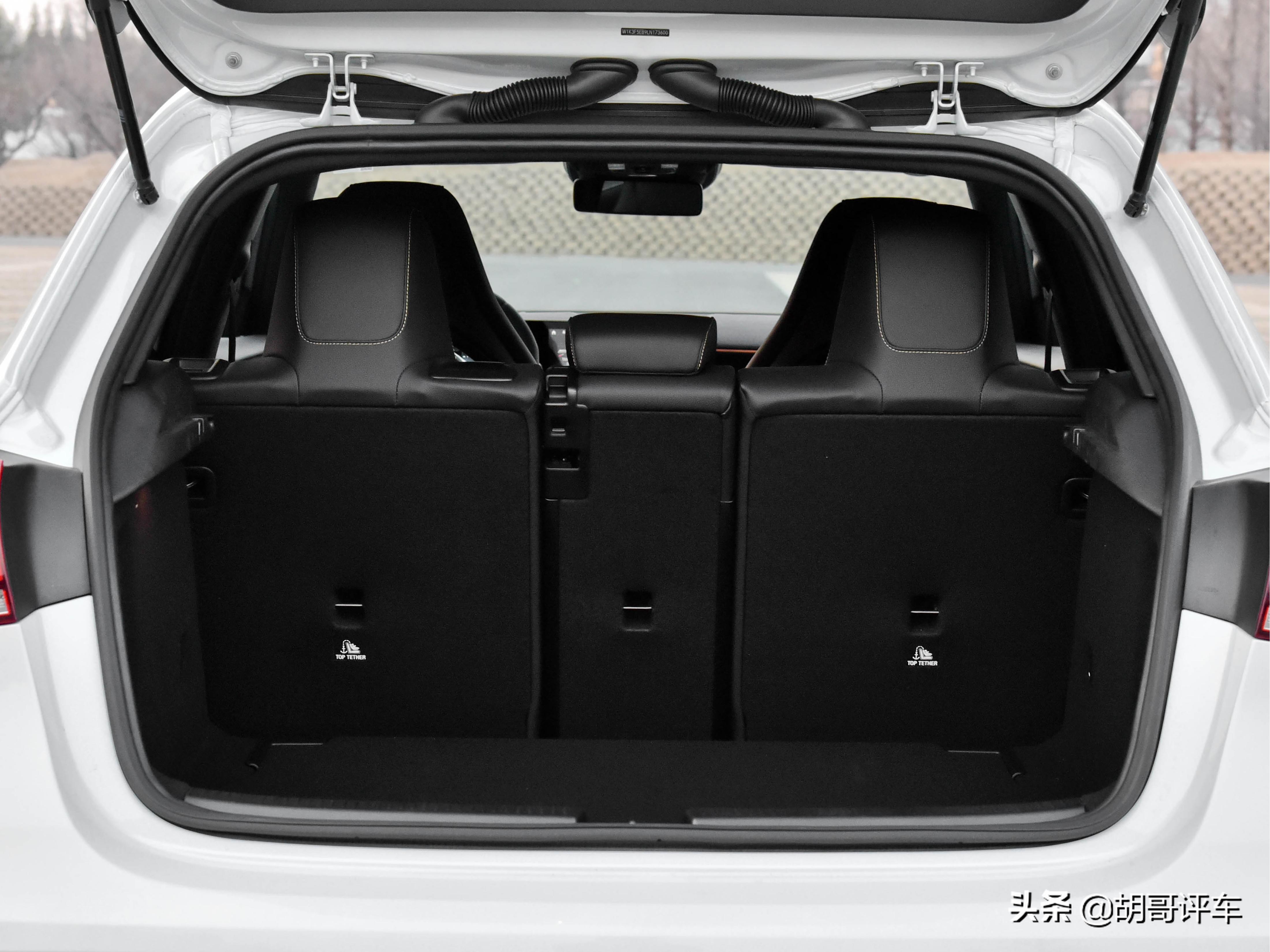 421匹的2.0t,奔驰a级amg进口2024款赛道特别版