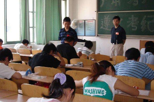 本科跟专升本有什么区别,专升本的本科与普通本科有区别吗