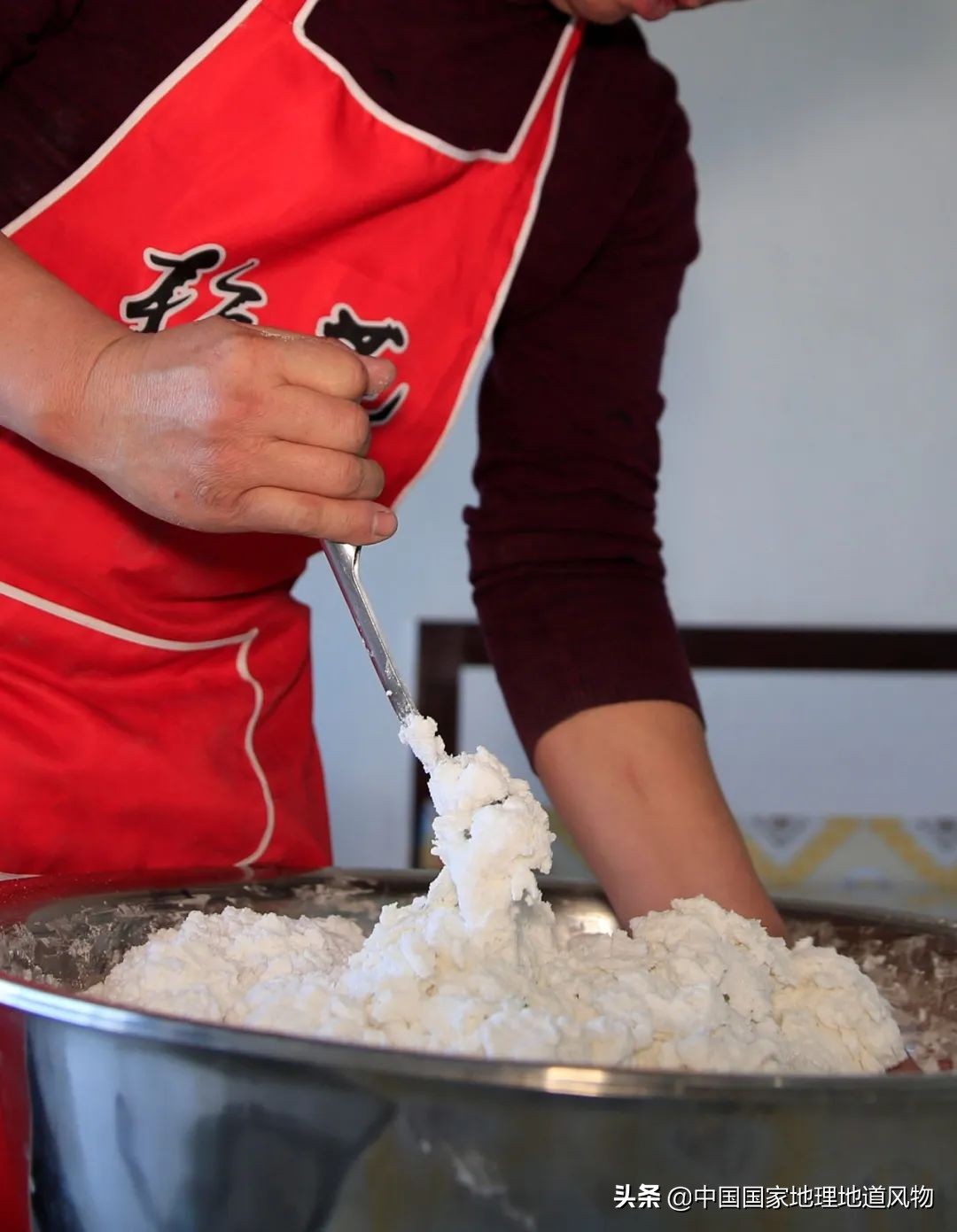 一个粘豆包，粘住了整个东三省