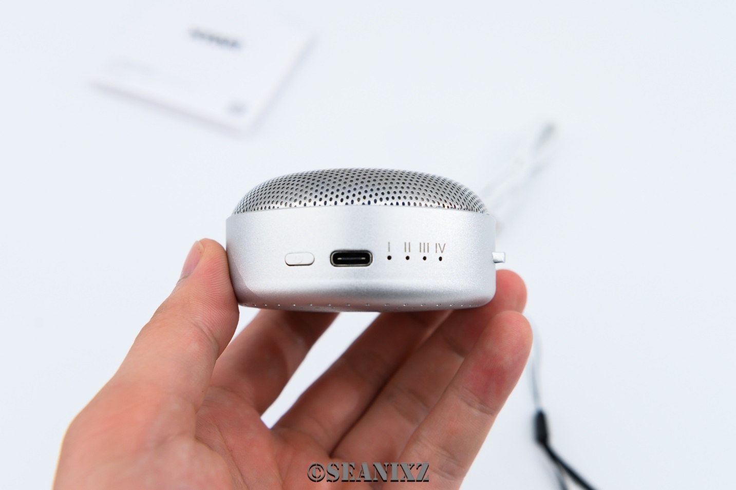 万能的随身消毒神器—XTARAF1蓝氧除味器