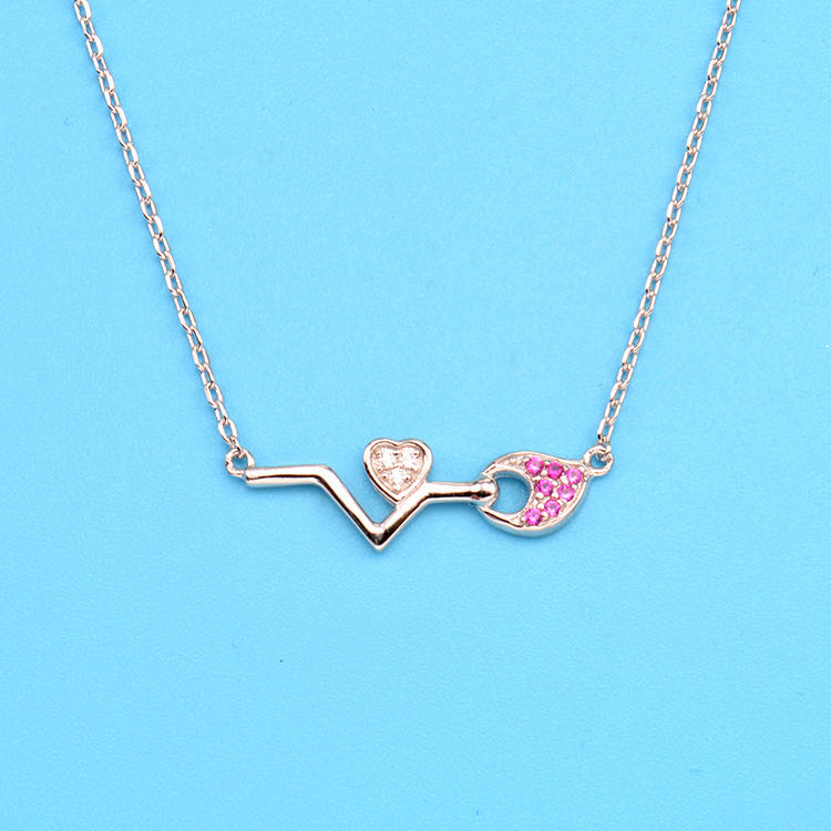 银饰品怎么买好看点,买银饰品需要注意什么