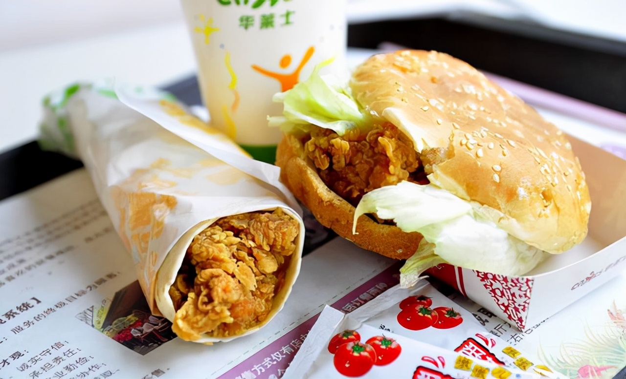 华莱士如何开一万家店,下沉市场模式