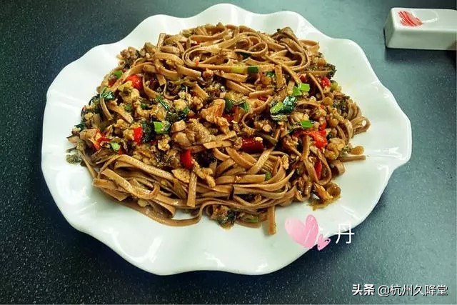 炒青稞面升糖,青稞面苦荞面条