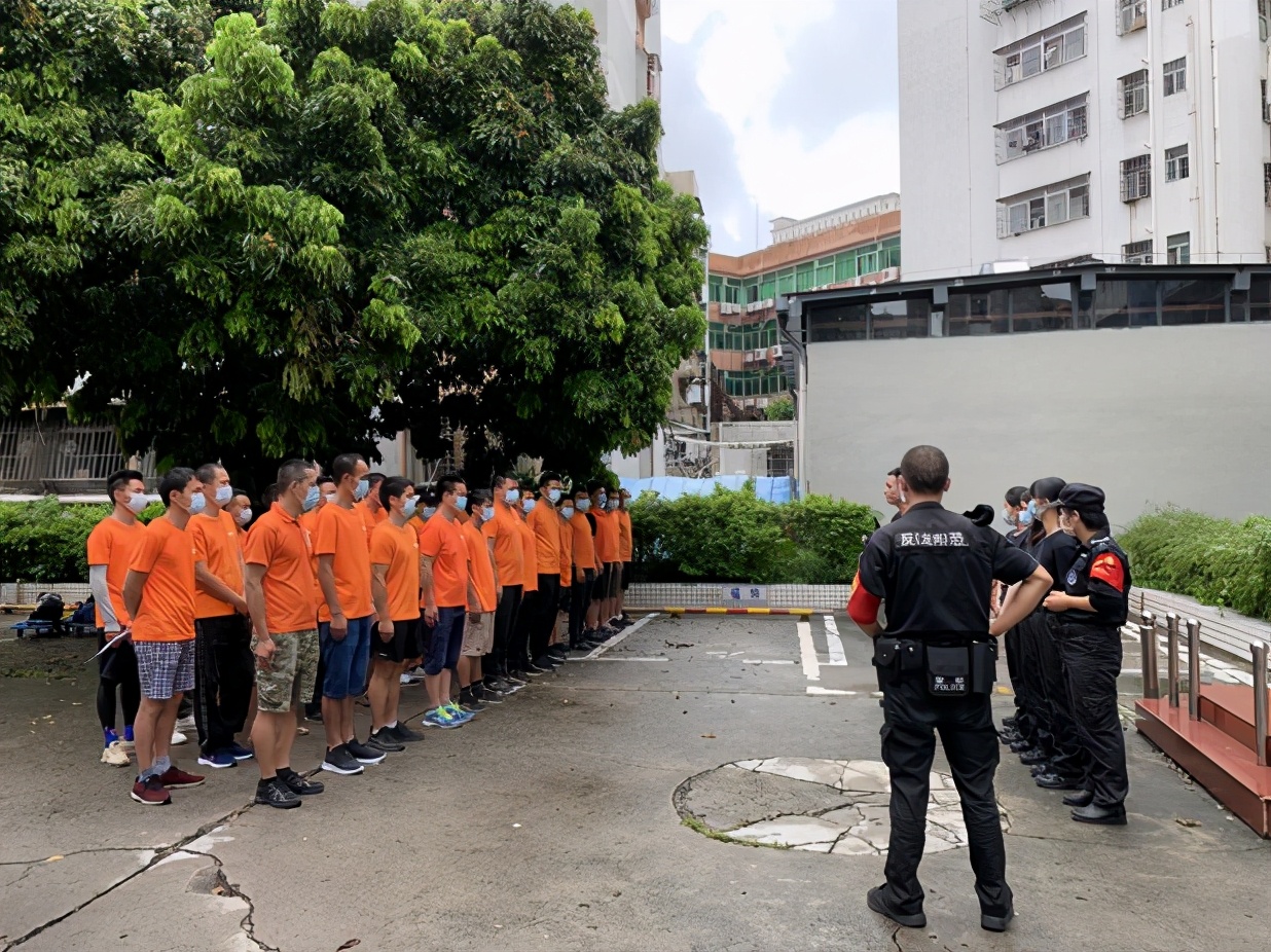 吉米搬家为深圳龙岗派出所提供优质搬迁服务