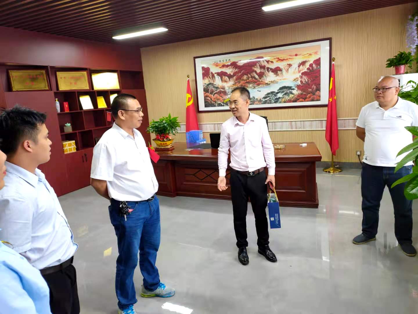 涓氬唴鍏虫敞,璞涵闆嗗洟鐜扮姸濡備綍