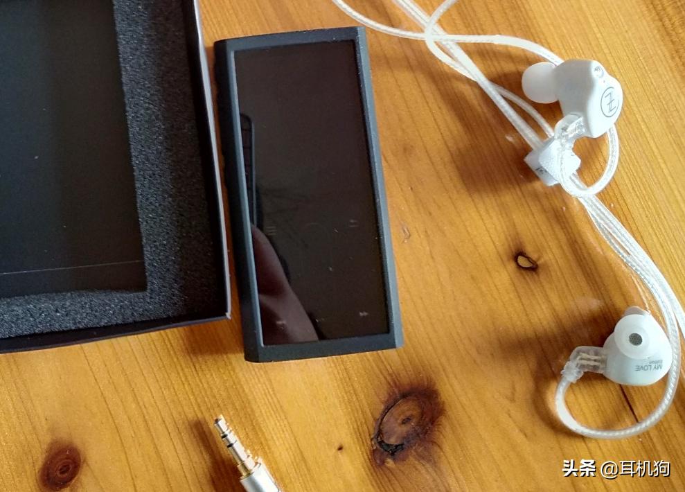 便宜又好用最被学生*党**青睐的HiFi产品，3款无损便携音乐*放播**器