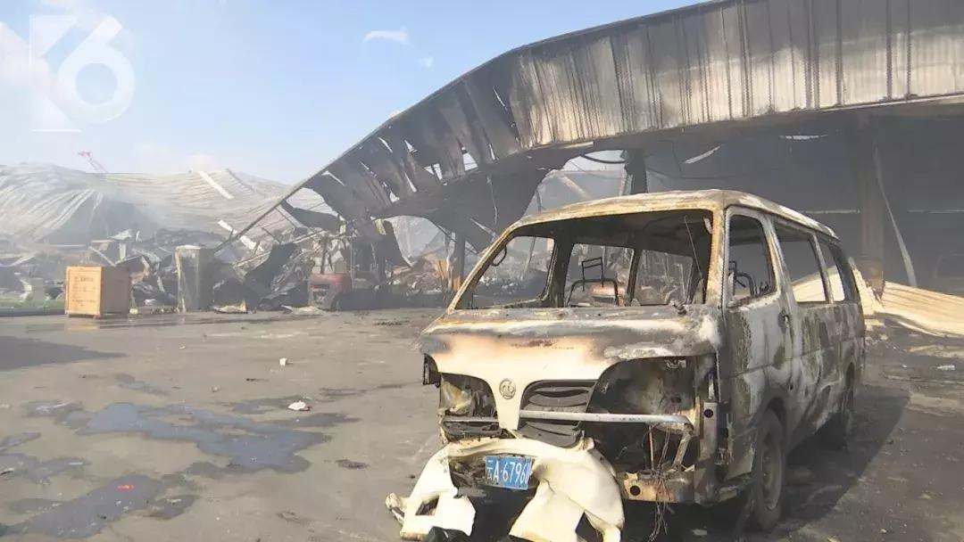 “这是我见过的最大的火…”数千平米仓库付之一炬