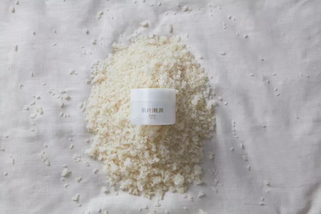 这些暖身小物给你过冬勇气,秋冬必备的幸福感小物