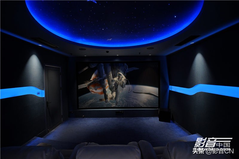 上海丰庭影音EarthquakeSound（大地震）影院：经典科技风