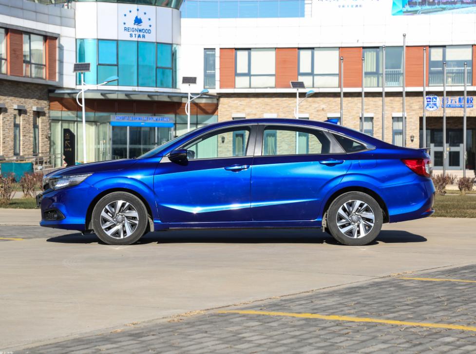 1.3英朗对比1.4缤瑞,福克斯凌派英朗哪款好