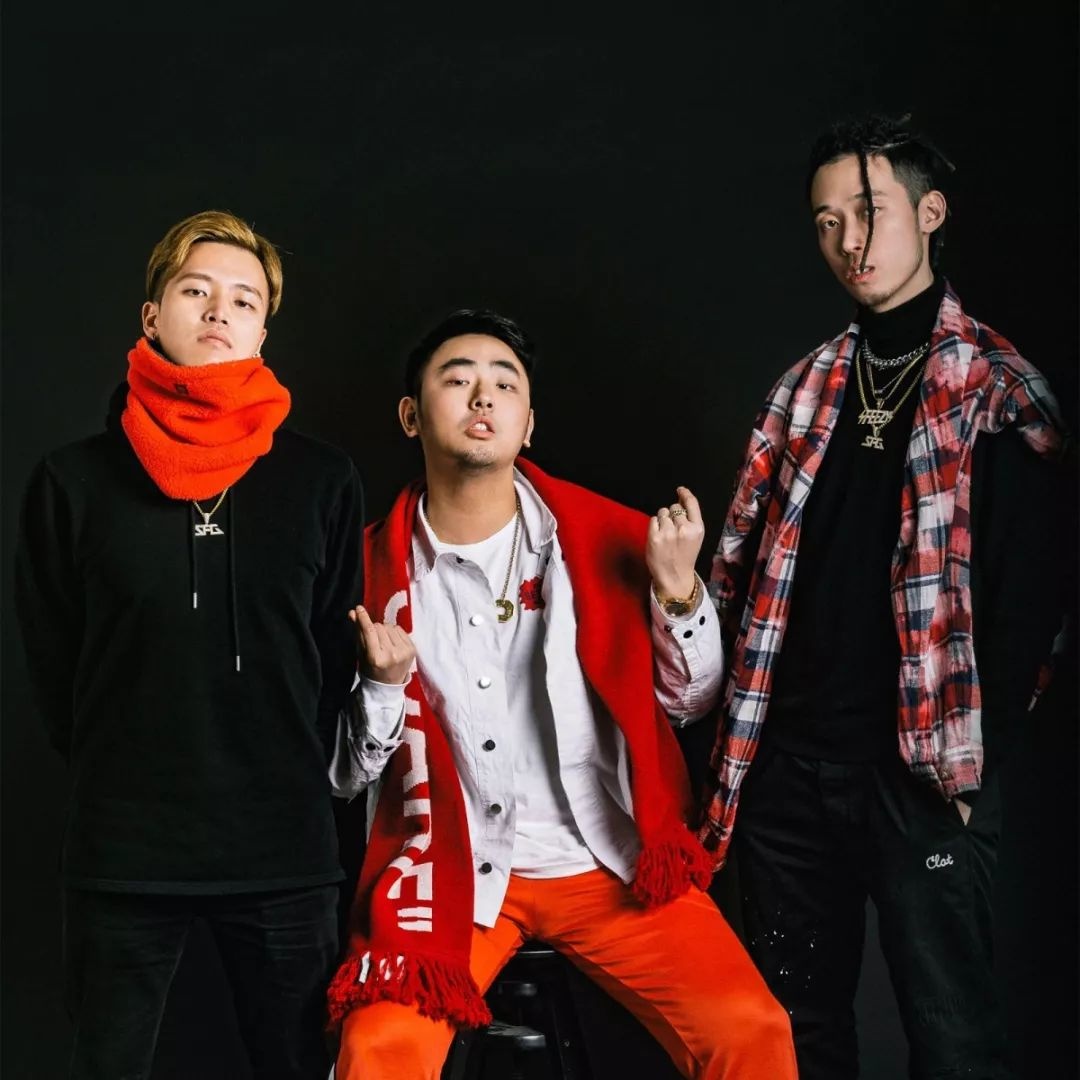 没有什么能比登陆草莓星球，更能唤醒春困的灵魂了