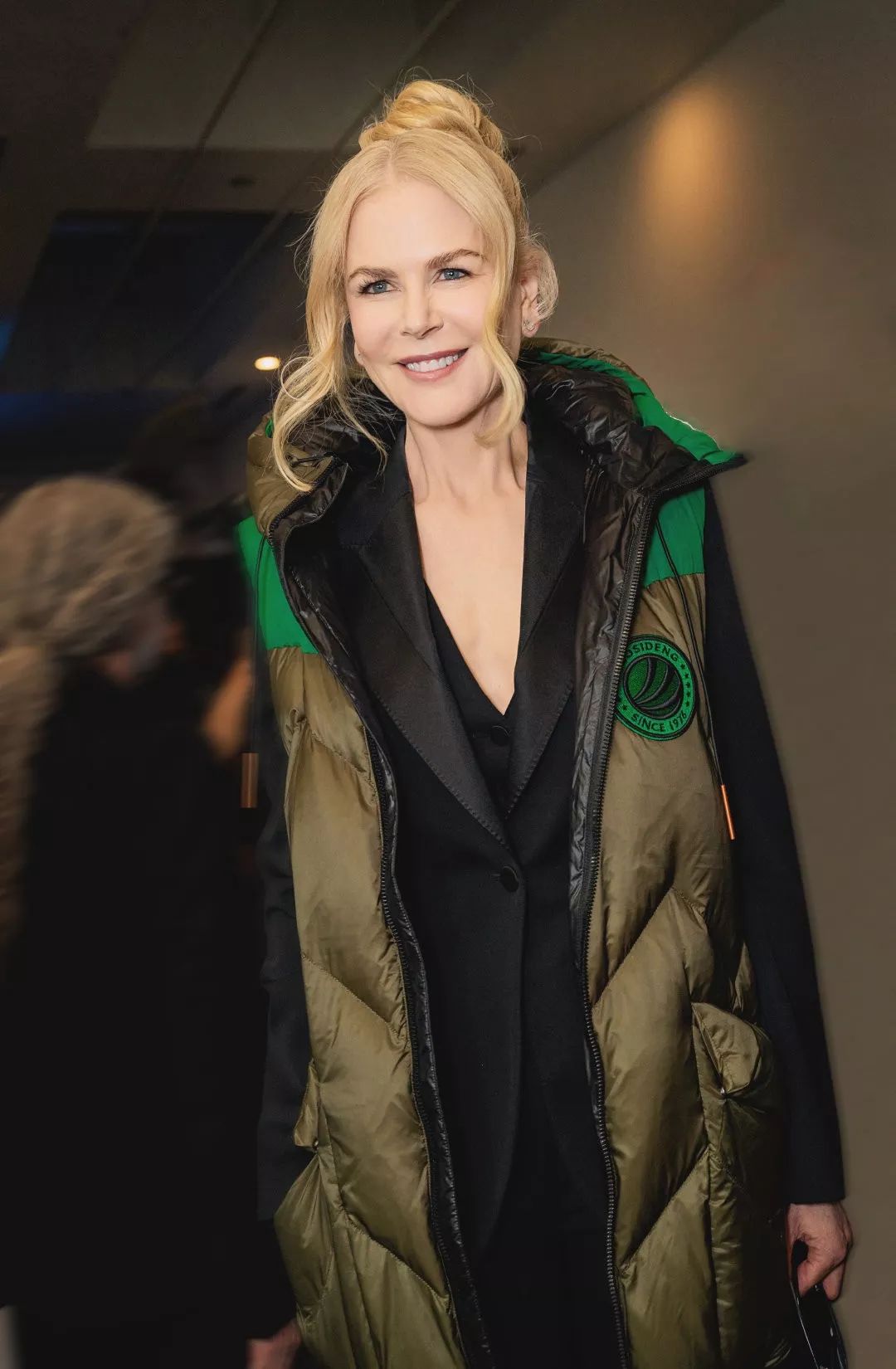 为了抢全球大咖都在翻牌的羽绒服，我差点挤晕在波司登...