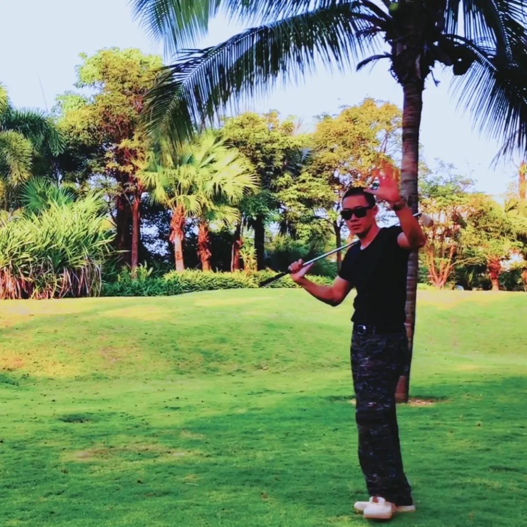 为什么美国不喜欢足球喜欢橄榄球,欧美人更喜欢橄榄球还是足球