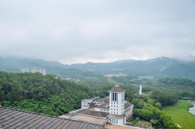 海口观澜湖高尔夫球场攻略,观澜湖总共几个高尔夫球场