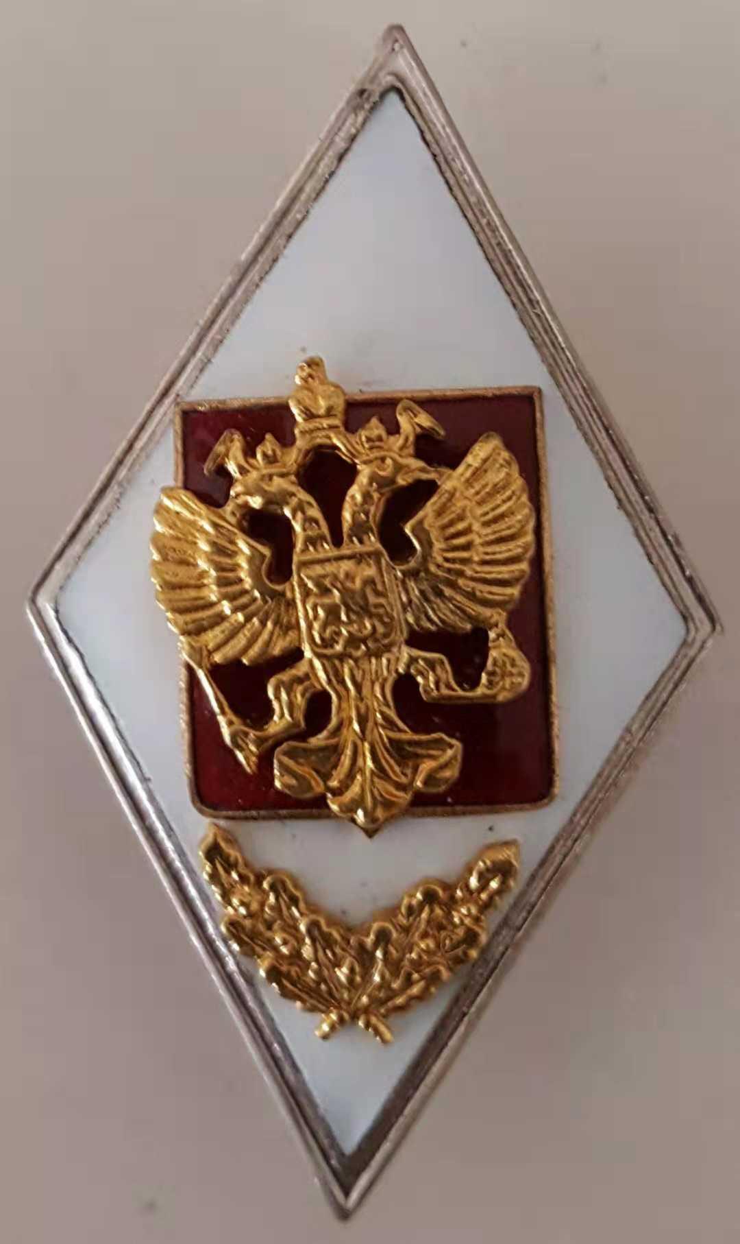 俄教员看到中国军官穿的袜子，怎么皱起了眉头？