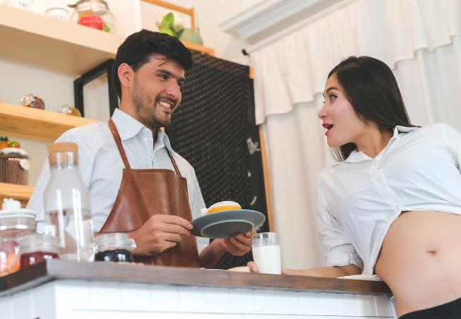 宫外孕影响夫妻感情,女人宫外孕和男人这个习惯有关