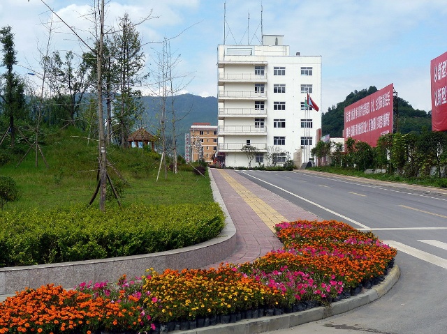 分享老照片，带你走进十年前的宝轮，还是那样的美
