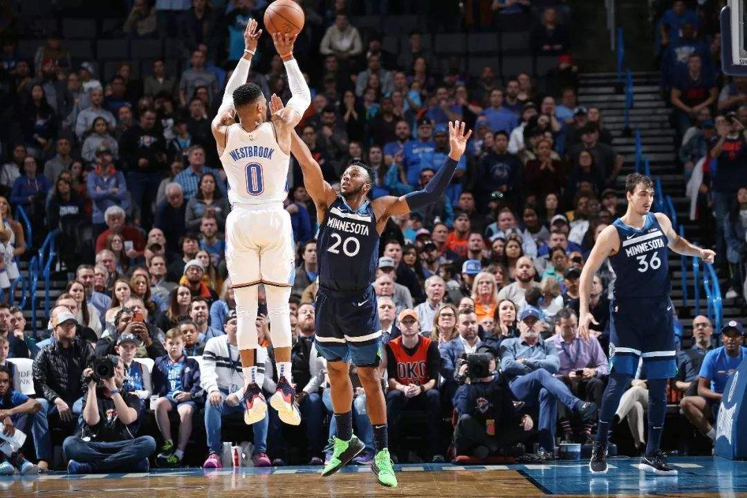 现役联盟最强中投王！德罗赞继承科比打法，而他的中投是无解杀招