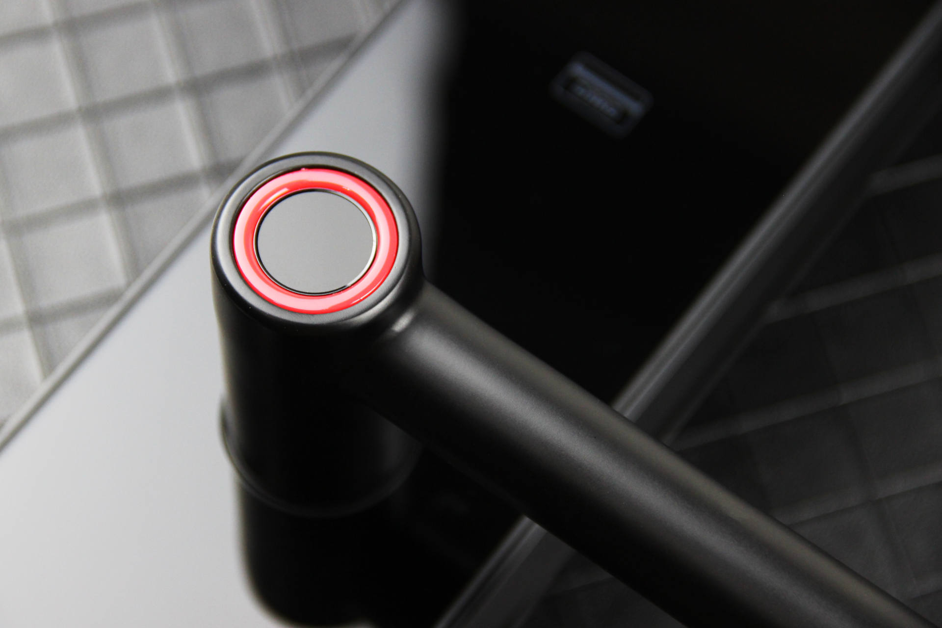 华为智能门锁能不能联控,华为智能门锁与voc哪个更实用