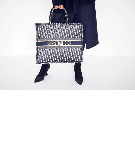 dior为什么比mac贵那么多 (dior价格已经涨了吗)