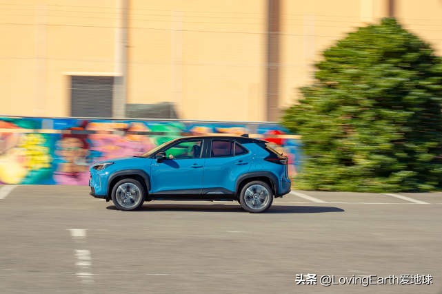 丰田雅力士cross最新近况,丰田雅力士yaris第一视角