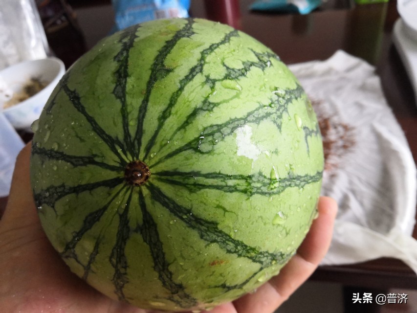 凉粉怎么做冷饮好吃,自制低热量凉粉