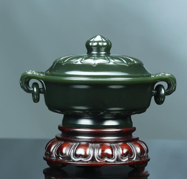 玉上洒金，是新玉种横空出世？