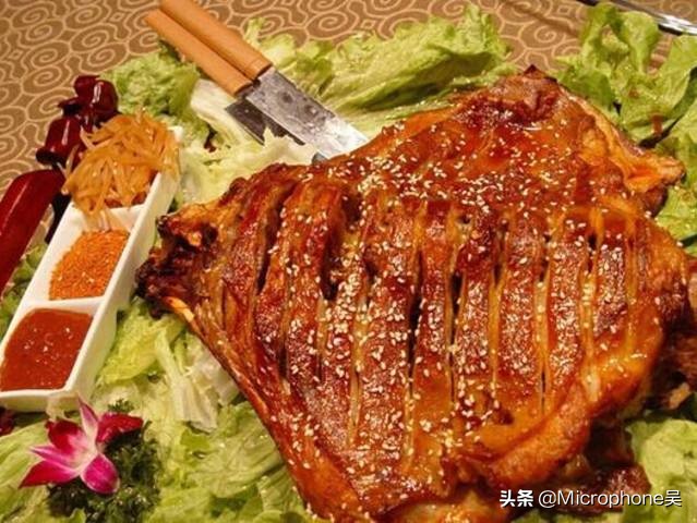 冬天必须吃一次烤全羊,过年烤全羊