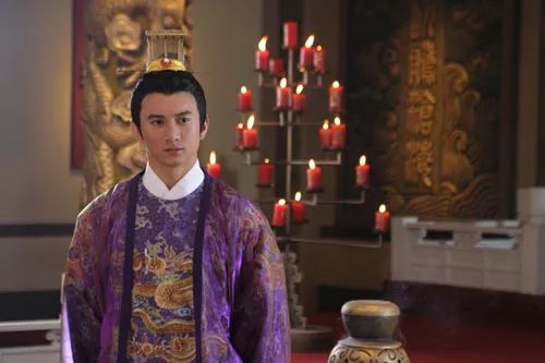 李煜最经典的十首词,李煜最悲凉的一首诗