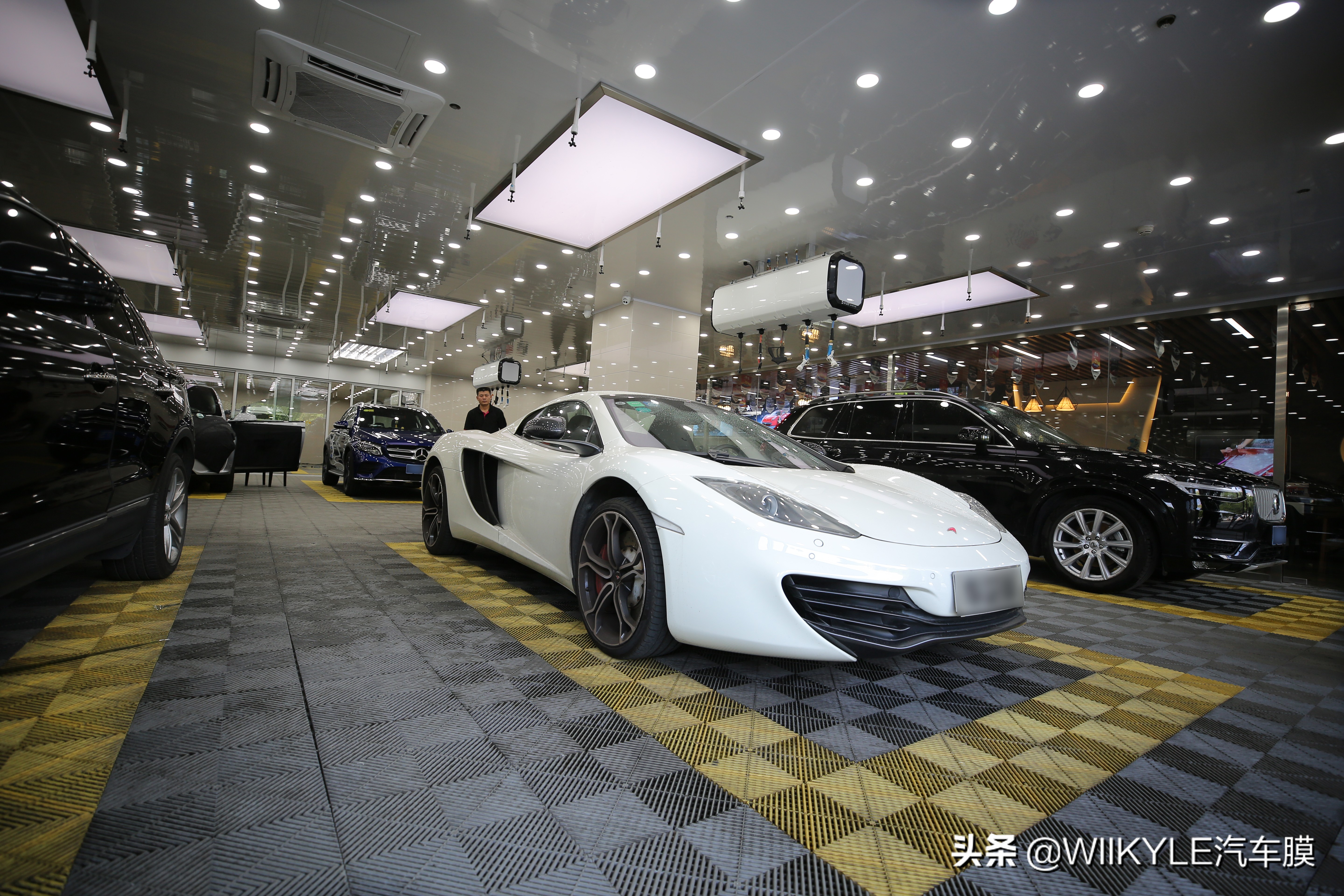 玻璃贴膜有气泡会慢慢消失吗,汽车贴膜有气泡久了会消失吗