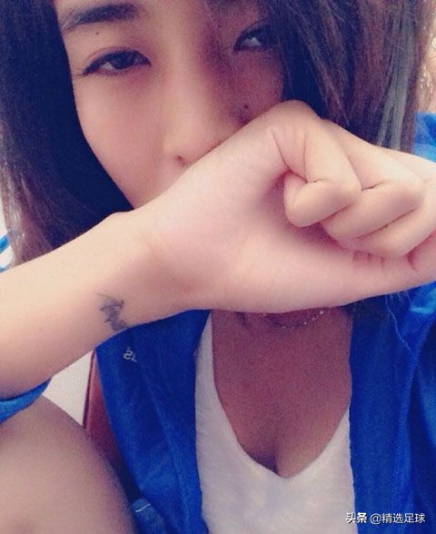 足坛十大女人最爱的球员,足坛历史十大女足球明星