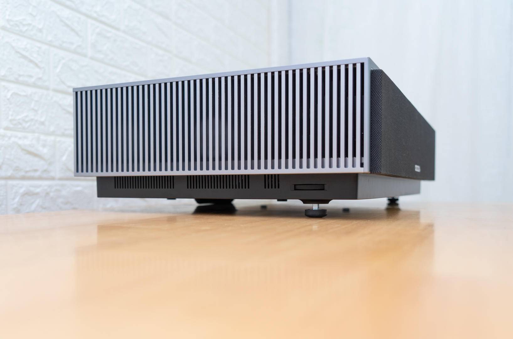 激光电视与小米98寸电视比较,激光电视120寸评测