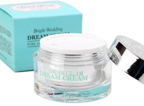 哪种品牌的素颜霜遮瑕效果好,哪款素颜霜遮瑕又滋润不假白