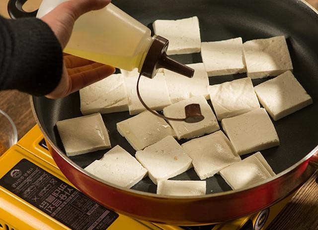 煎豆腐前怎么知道豆腐蒸好了,椒盐煎豆腐豆腐外酥里嫩怎么做