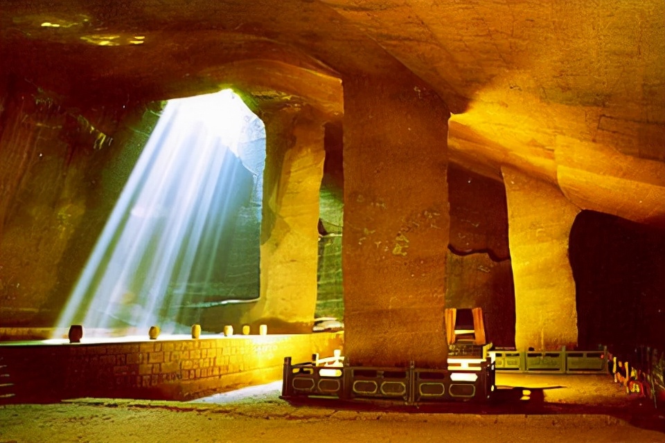 探秘现实中的水下龙宫神秘又辉煌,中国最灵的龙宫在哪里