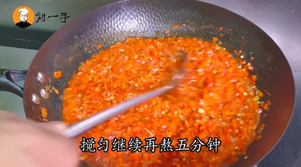 西红柿蒜蓉辣椒酱怎么做好吃又香,西红柿尖椒辣椒酱自制