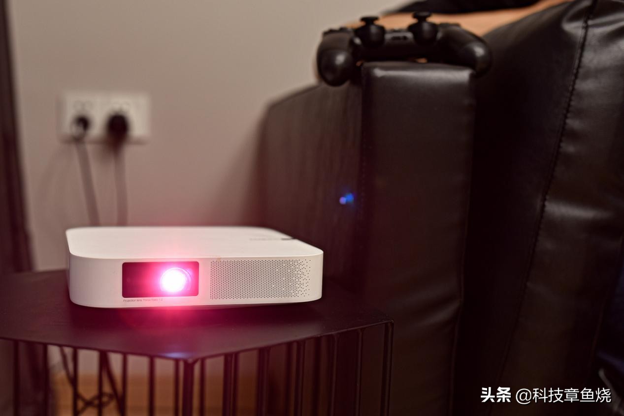 用极米可以玩什么游戏,用极米玩游戏